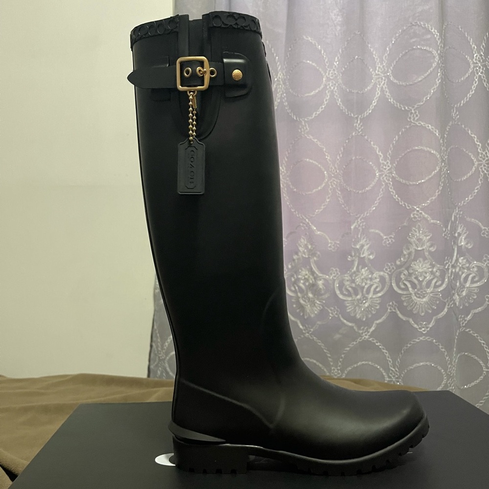 COACH RAIN BOOTS - Picture 6 of 9